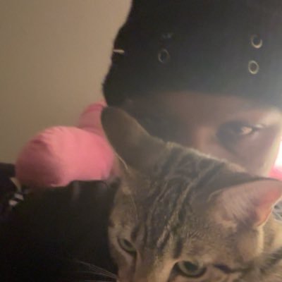 ubiteswag's profile picture. 18+ | i luv monster