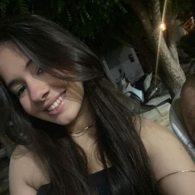 lauretessrs's profile picture. 