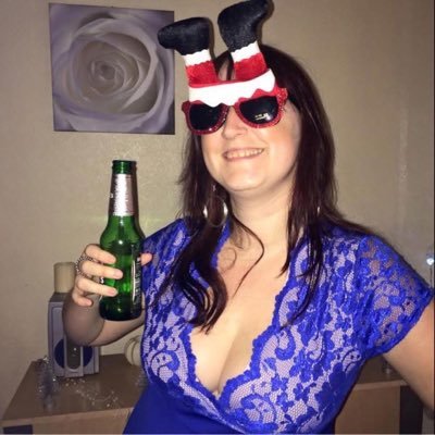 MasonEyes's profile picture. Born and living in North Wales. Animal lover. Proud cat lady. YNWA. Fan of anything supernatural/horror related, history, rock music and reading.