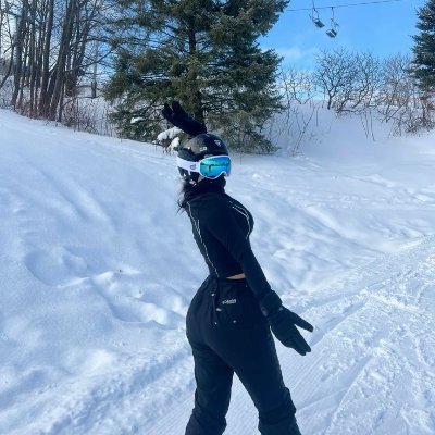 slojjobg's profile picture. Quiet luxury. Loud success.