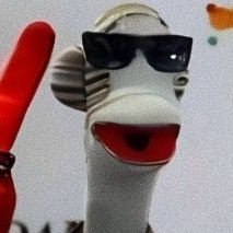 renevarr's profile picture. HOLA