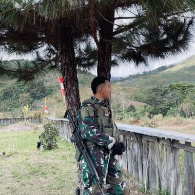 khisiberohan's profile picture. new acc