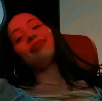 leclrfer's profile picture. she/her