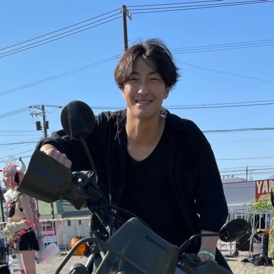 ibukiwebgene's profile picture. 株式会社ウェブジェネレーションズ所属 SES営業 北海道札幌市の企業に勤めています！ /同じくSES営業している方はお気軽に連絡をください！/前職:理学療法士/趣味:格闘技/#SES #SES案件 #情報交換 #エンジニア