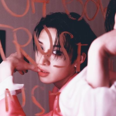 T_haln's profile picture. .
.
23