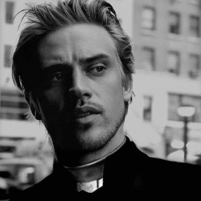 JUPITERSMUSES's profile picture. #JUPITERONMARS | https://t.co/V1kN573zfF