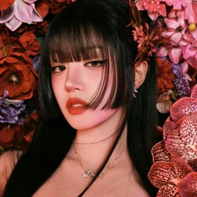 Almee_12's profile picture. Neverland 💚🩷💛❤️🤎