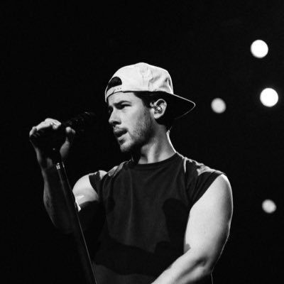 athefinishline's profile picture. 