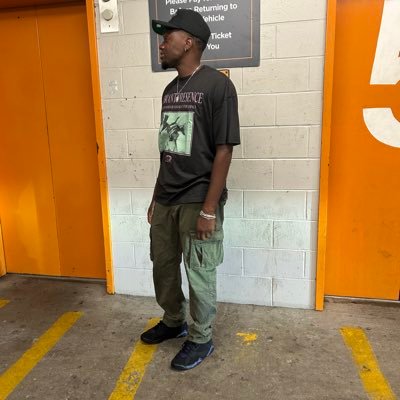 dgivee's profile picture. 