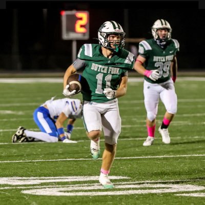 _BraydonJohnson's profile picture. RB/Slot/Ath. 🏈 SS/2B/RHP⚾️ Class of 2026 Dutch Fork High school.3x State Champ! 💍 4.31 GPA. NCAA ID#2210696988. Cell:248-238-9427 Braydonadon1227@gmail.com