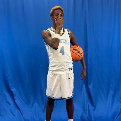 Skyhigh_JB's profile picture. VT📍|19| (@PHHPrep-@TeamRHJAZ) | Insta: @FlyHigh_J4 c/o 2029 VTSU Johnson