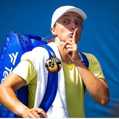 itslexaagain's profile picture. #soyculé / I watch sports, movies and tv shows (currently obsessed with Pluribus). . . she/her +20