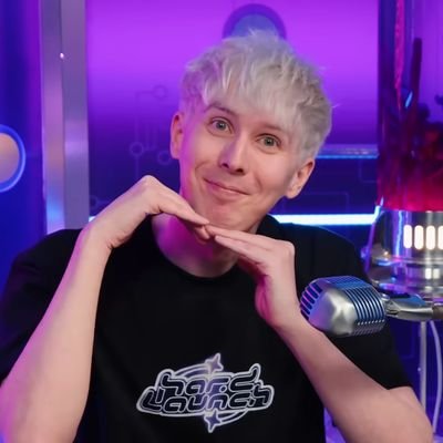 bbosheit's profile picture. unhinged acc for myself ≥-≤                                              
pros: real person | cons:  former emo otaku kpoper phannie