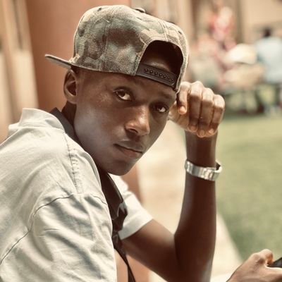 Hypeyouth444's profile picture. FOUNDER  ● UI/UX Product designer & Web Designer ||☆ Creating startup-ready digital experiences 🚀
UI designer for Thynksafe mental health company.