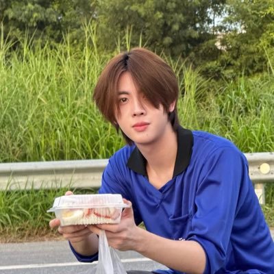 Majueyy's profile picture. ☁️ TleFirstone is my comfort place 💫 always cheering with love 🌈

- TidFon -