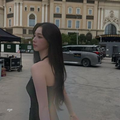 delightfwl's profile picture. 