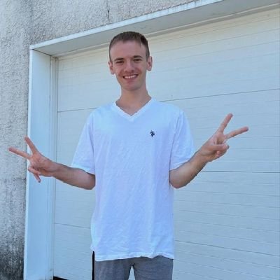 tips_mr25647's profile picture. I need a responsible relationship I'm a broke boy from Malaysia I am a truck driver