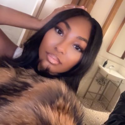 quinnceylon's profile picture. 