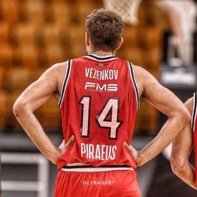 SashaVezenkov's profile picture. Basketball Player @Olympiacos_BC
