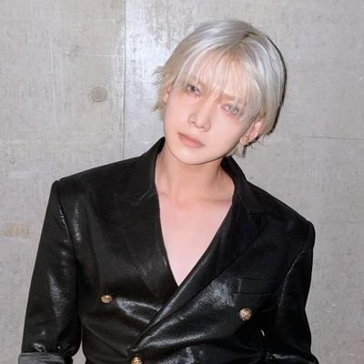 aeri_tiny's profile picture. #에이티즈 ✩ 🤍🖤 | PH | INFP🍀 |