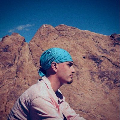 ethanthemuse's profile picture. ⛰︎ LOVE FROM BADLANDS ⛰︎ Arizona ♱ 22 years old ⟡ *