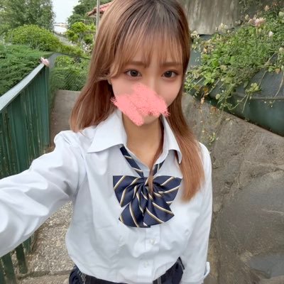thatisyuzuki's profile picture. もっとすごいのフォロー欄の裏垢に載せておきます
