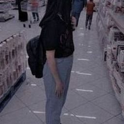 Peamor010756's profile picture. 