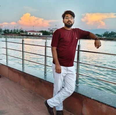 MdZikru67556130's profile picture. BIBLIOMANIAC। BIBLIOPHILE.
फ़रिश्ते से बढ़ कर है इंसान बनना, 
मगर इस में लगती है मेहनत ज़ियादा 
~ अल्ताफ़ हुसैन हाली ||
 JNUite✊✊📚
|| RTs| Likes ≠Endorsements