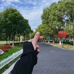 brortak52555's profile picture. 