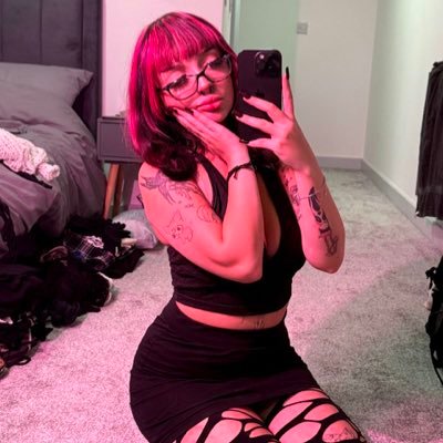 lucyy_mhine's profile picture. DM me if you’ve got guts