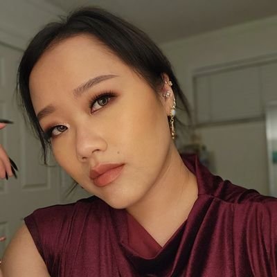 Thornberrye's profile picture. ☁️🌙