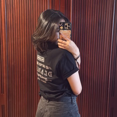 airaquwa's profile picture. 