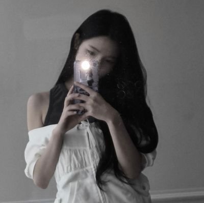 itsYoungsang's profile picture. 