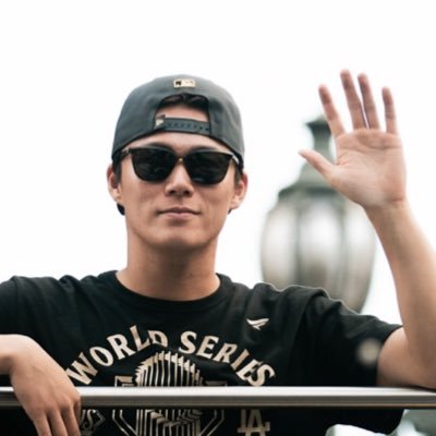 alij8h's profile picture. #lakeshow #letsgododgers #boltup