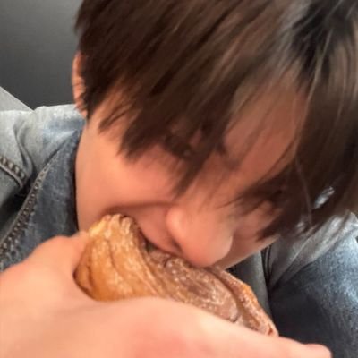 keonhotoserba's profile picture. with love, keonho 🥐
#건호
