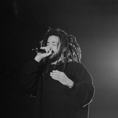 Abasz0303's profile picture. 