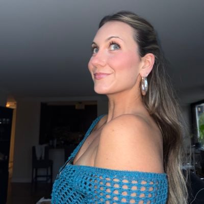 DEViiiiiiiin's profile picture. ✭ ✭ ✭ ✭ let me consult my magic 8 ball ✭ ✭ ✭ ✭