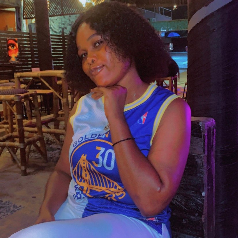 Beccahr8's profile picture. 