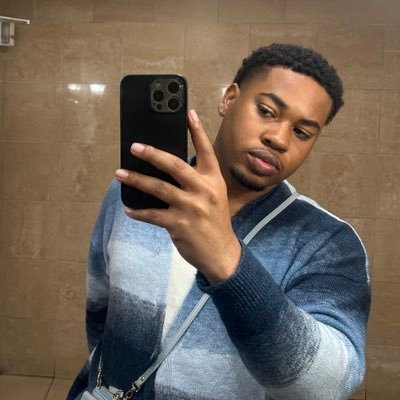 iamdearian's profile picture. he’s evolving in the world (I’m he). | Gods gift to earth.