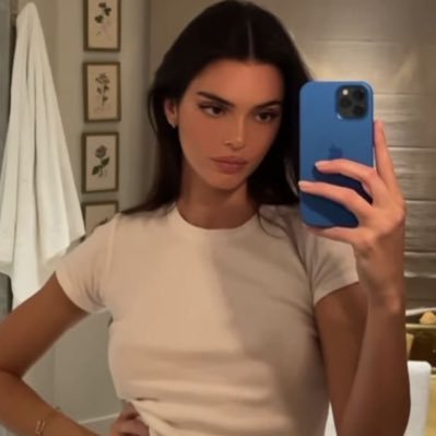 ho3sbitch's profile picture. 