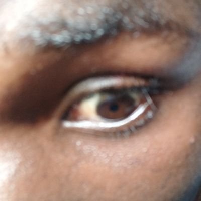 omondimartin344's profile picture. Powered by iced coffee and questionable men