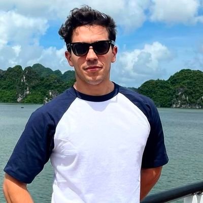 rotemoshe88's profile picture. כל מה שמוחו של אדם יכול להגות ולהאמין בו, הוא יכול להשיג.