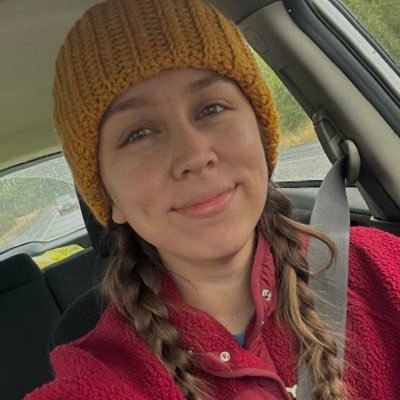 sirenmiren's profile picture. I like/retweet animals, art, video games, and anime