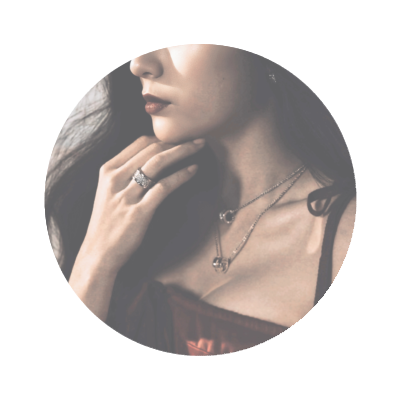 Krrsytal's profile picture. 