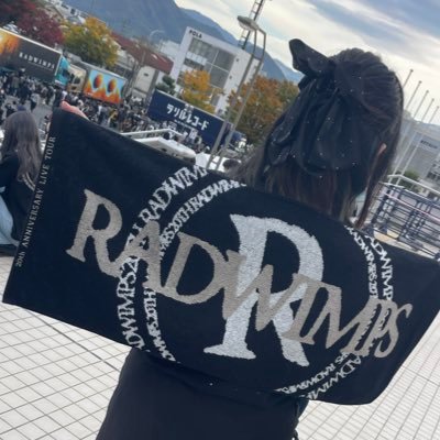 wimper__0102's profile picture. 00 RADWIMPS 無言フォローすみません🙏🏻