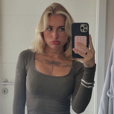 macaclinton's profile picture. 𝗖𝗛𝗔𝗥𝗠𝗜𝗡𝗚 𝗗𝗜𝗦𝗔𝗦𝗧𝗘𝗥 • 𝐴 𝑀𝑎𝑠𝑒𝑟𝑎𝑡𝑖 𝑜𝑢𝑡 𝑜𝑓 𝑐𝑜𝑛𝑡𝑟𝑜𝑙 • 𝒘𝒊𝒕𝒄𝒉 • 𝘌𝘱𝘴𝘪𝘭𝘰𝘯 𝘕𝘶 🔮💜 

𝟙𝟜/𝟘𝟞💫