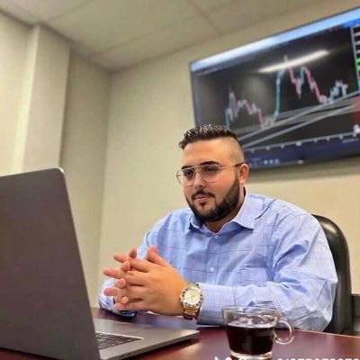 Sandra917380714's profile picture. Bitcoin mining company 📊📊📊📊 who is ready to earn up to 5000€ daily from home and if you are interested dm ask me how