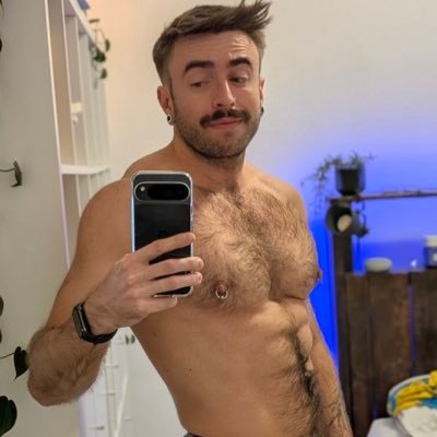 thompson88889's profile picture. Proud gay 🏳️‍🌈🏳️‍🌈🏳️‍🌈