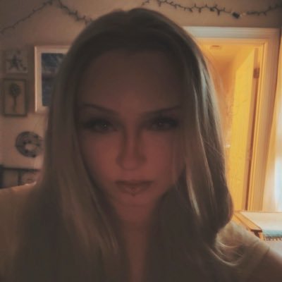 rchiepooh's profile picture. 