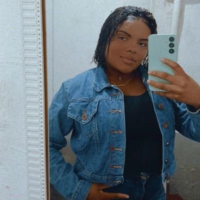 EllenSi49735821's profile picture. 🇧🇷 𝑹𝑱||𝟐𝟎𝟎? 
𝑬𝒎 𝒄𝒐𝒏𝒔𝒕𝒂𝒏𝒕𝒆 𝒆𝒗𝒐𝒍𝒖𝒄̧𝒂̃𝒐.
⛱️🐚☀️🌊🌴 
𝑺𝒆𝒍𝒇𝒇-𝒍𝒐𝒗𝒆🦋